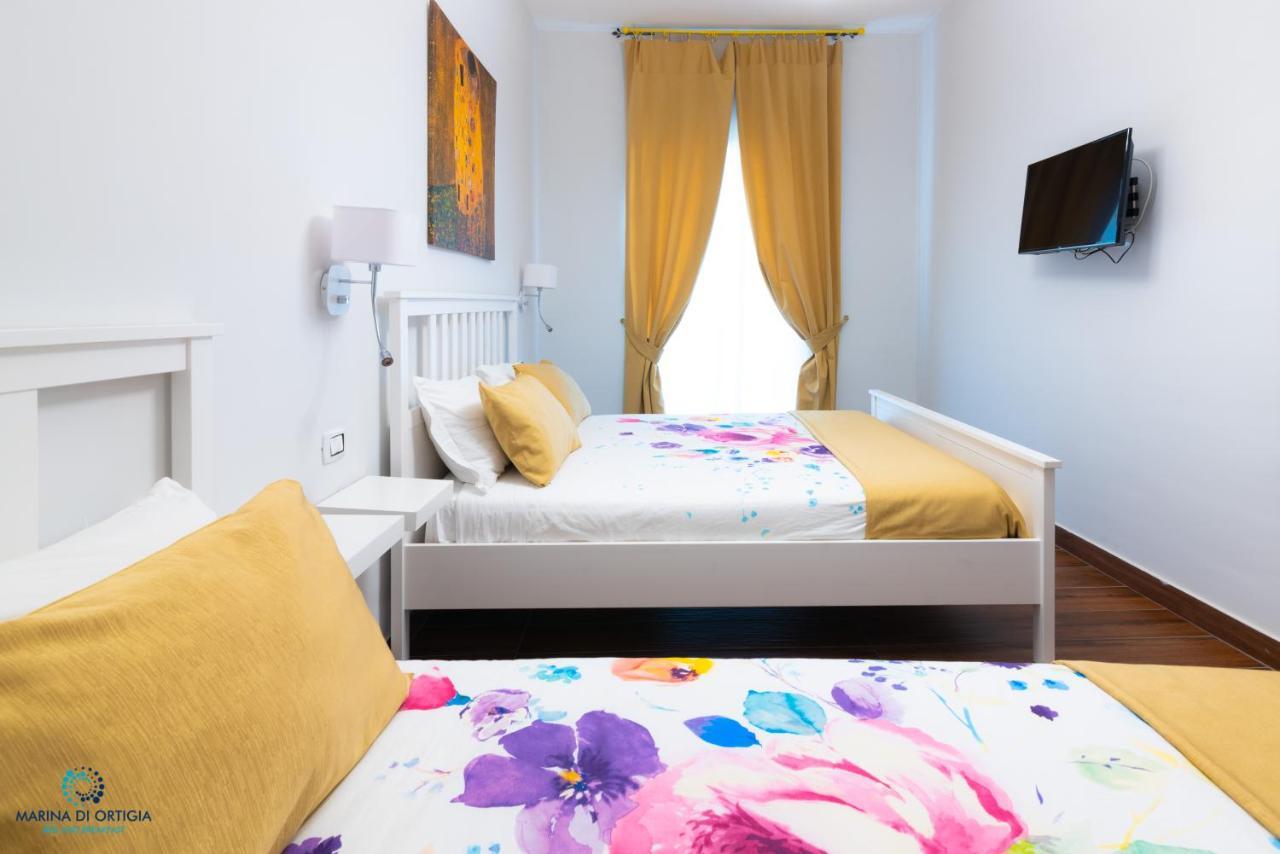 B&B Marina Di Ortigia Syrakus Exterior foto